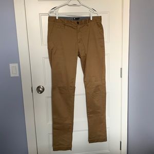 Simon’s Le 31 Khaki Pants